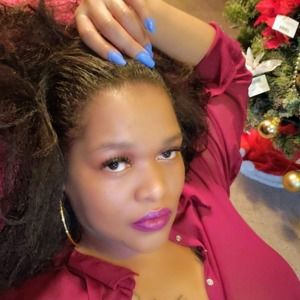 Meet your Posher, Tiffany